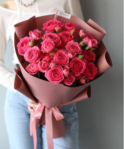 5 розовых кустовых роз пинк Деменшн №2813