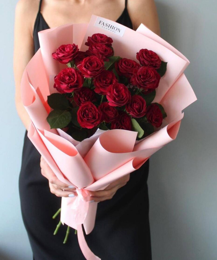 5 красных кустовых роз Ред трендсеттер №2892