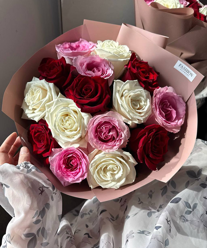 15 Эквадорских роз №3150