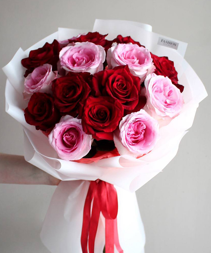 15 красных и розовых роз Эквадор №2957