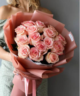 15 розовых роз в букете "Мармелад" №7499