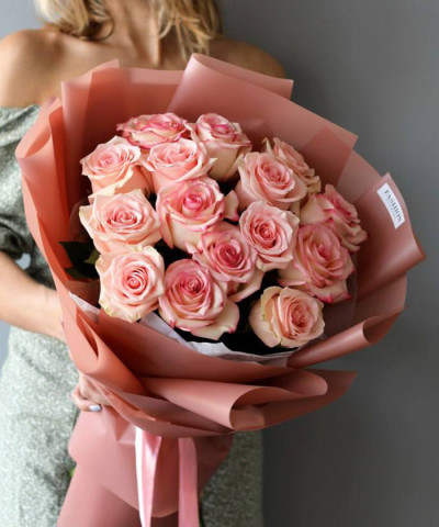 15 розовых роз в букете "Мармелад" №7499