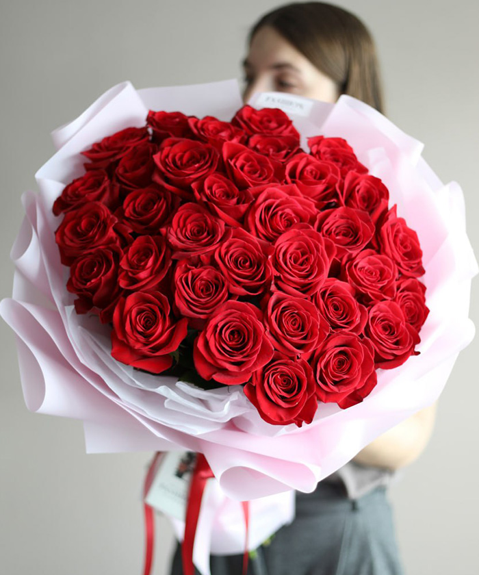 33 красные эквадорские розы Фридом №4542