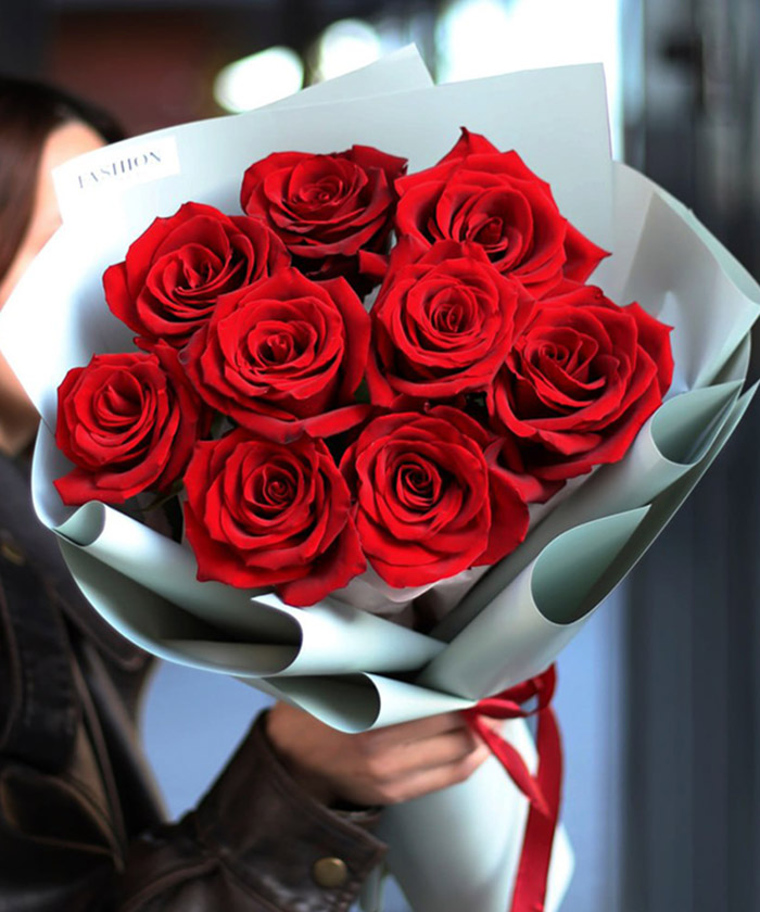 9 красных роз Эксплорер №4365