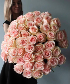 51 розовая роза Салма №2820