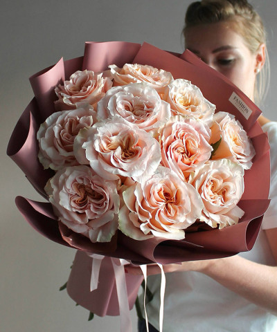 11 лососевых роз Шиммер №4467