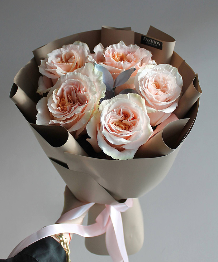 5 персиковых роз Шиммер №2256