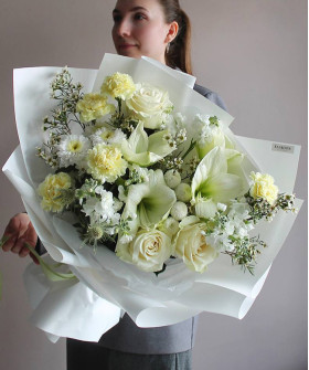 "Совершенство" Авторский букет с амариллисами №4598