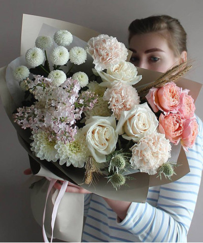 "Нежность весны" Авторский букет с сиренью №6689