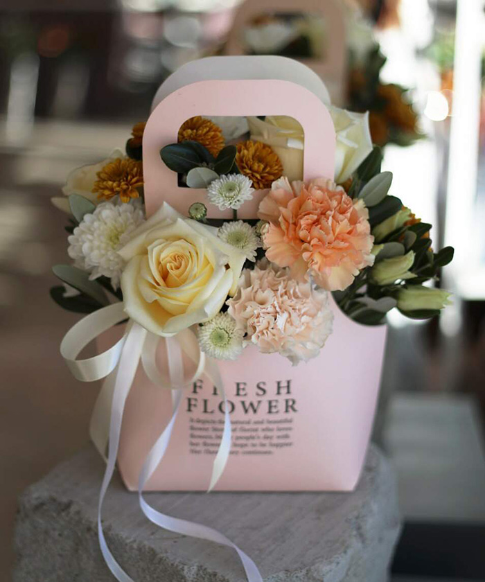 Сумочка с цветами. На вкус флориста №3655