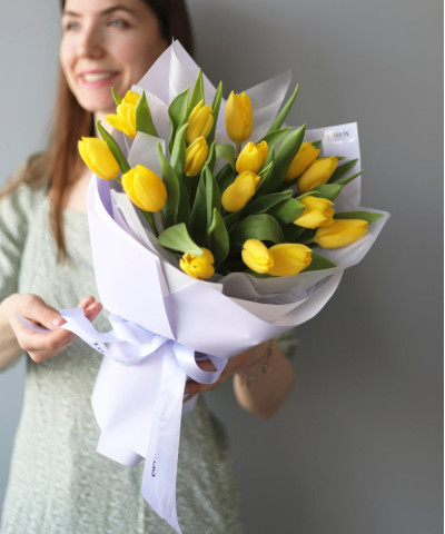 "Гаити" букет из 15 тюльпанов №9736