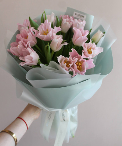 15 розовых тюльпанов Crown Dinasty №5468