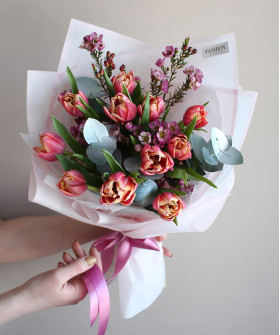 11 тюльпанов Коламбус в букете "Дримс" №3673