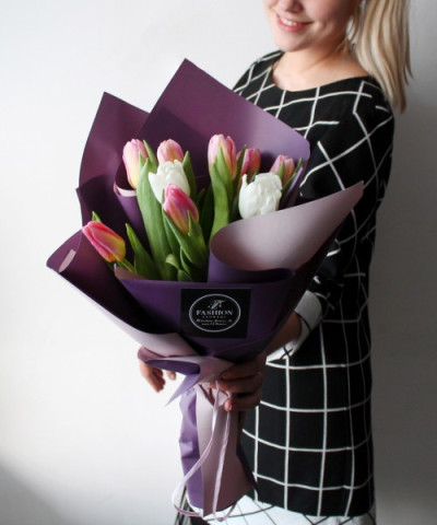 "Ассорти" букет из 9 тюльпанов №2300