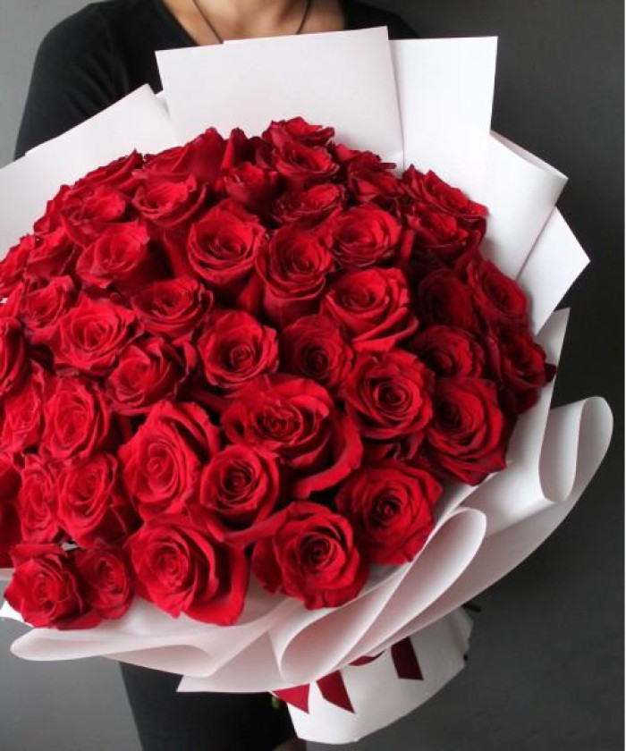 55 красных роз Эксплорер №3047