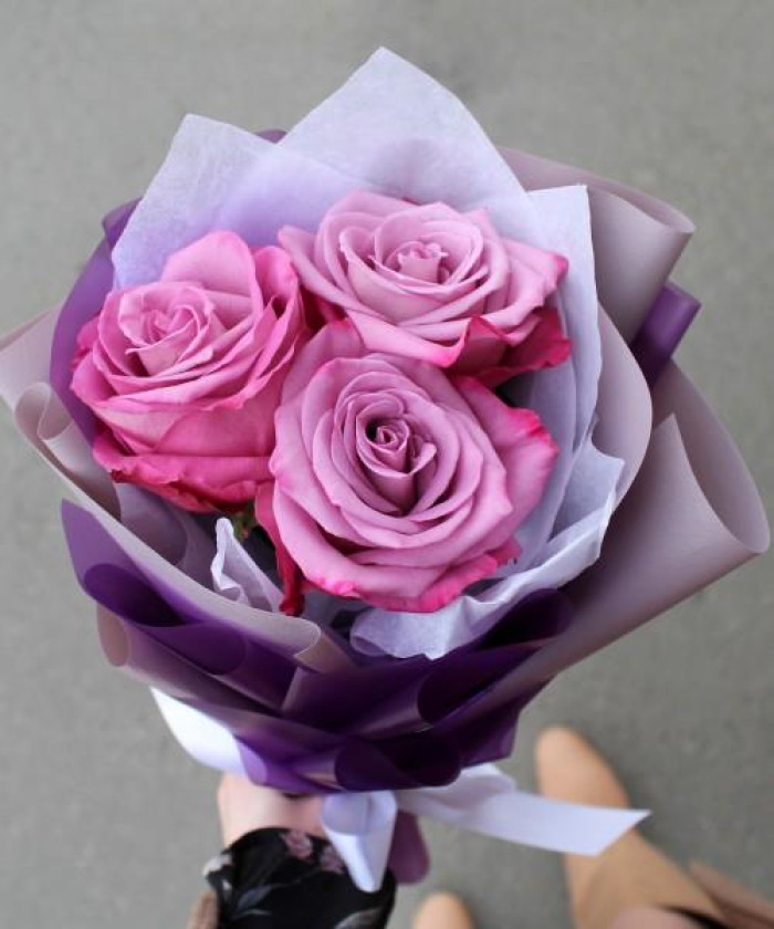 3 сиреневые розы Муди Блюз №2238