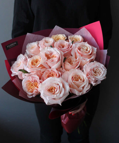 15 персиковых роз Шиммер №2968