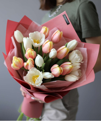 "Пина Колада" букет из 21 тюльпана №4680