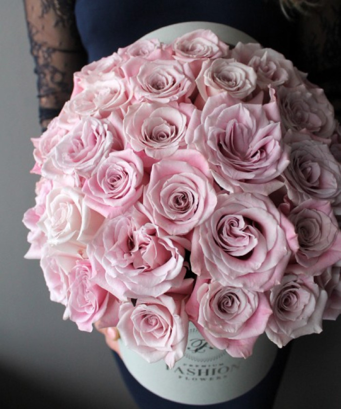 Моно из роз Файт в коробке №2924