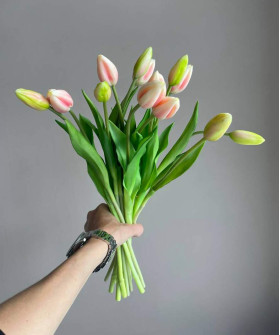 Искуственный тюльпан 1 шт.