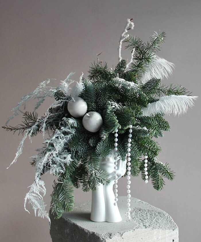 «Winter Form» интерьерная композиция из нобилиса в вазе-силуэт №8629