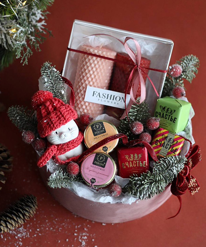 «Тёплое мур-мур» новогодний подарочный набор с конфетами 