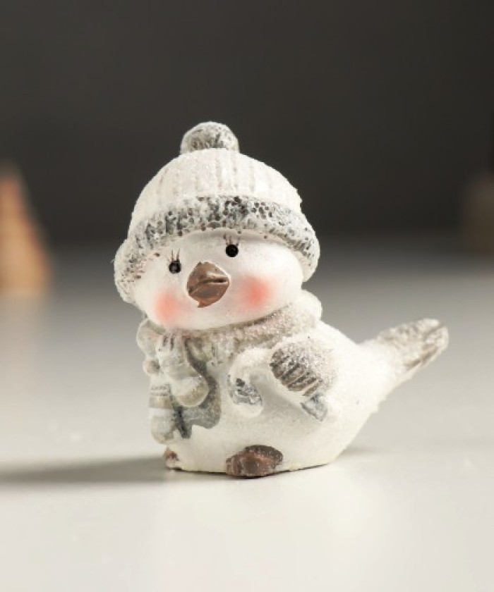 Птенчик в шапке и шарфе, сувенир