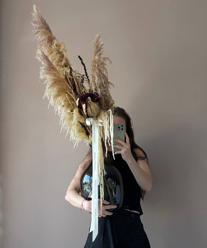 Сухоцветы и интерьерная ваза бутыль №3097