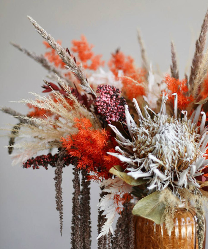 Сухоцветы в вазе 