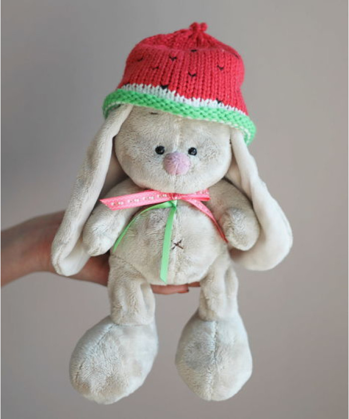 Зайка Ми в шапке Арбузик 18 см, мягкая игрушка