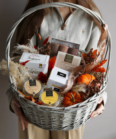 Подарочная корзина "От всей души!" №4054