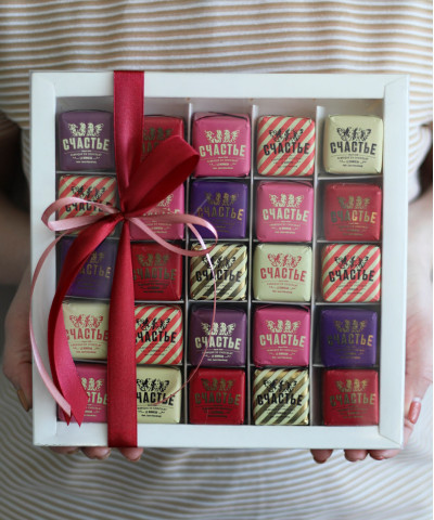 "Счастье" подарочный набор конфет, 25 шт.