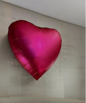 Шар Большое малиновое сердце