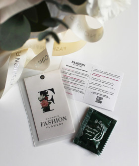 Фирменный комплект к букету Fashion Flowers